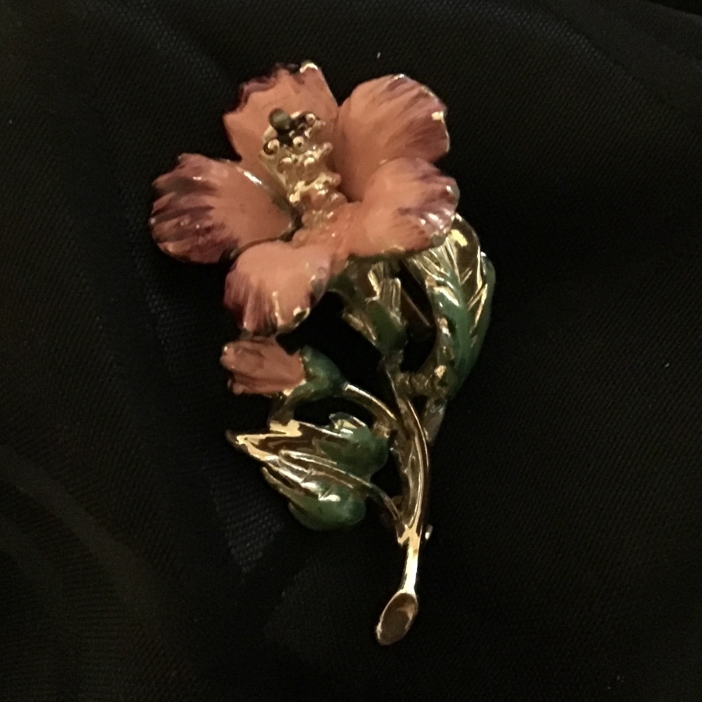 Vintage Trembler Floral Brooch -  large 3 flower petals move